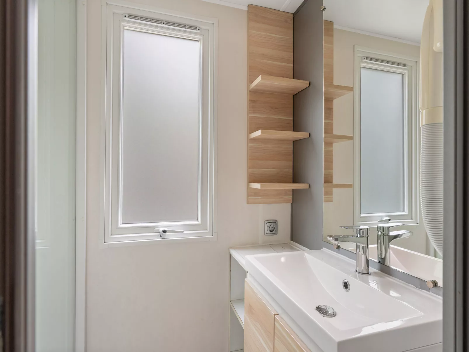 Sunset Terrace-Binnen