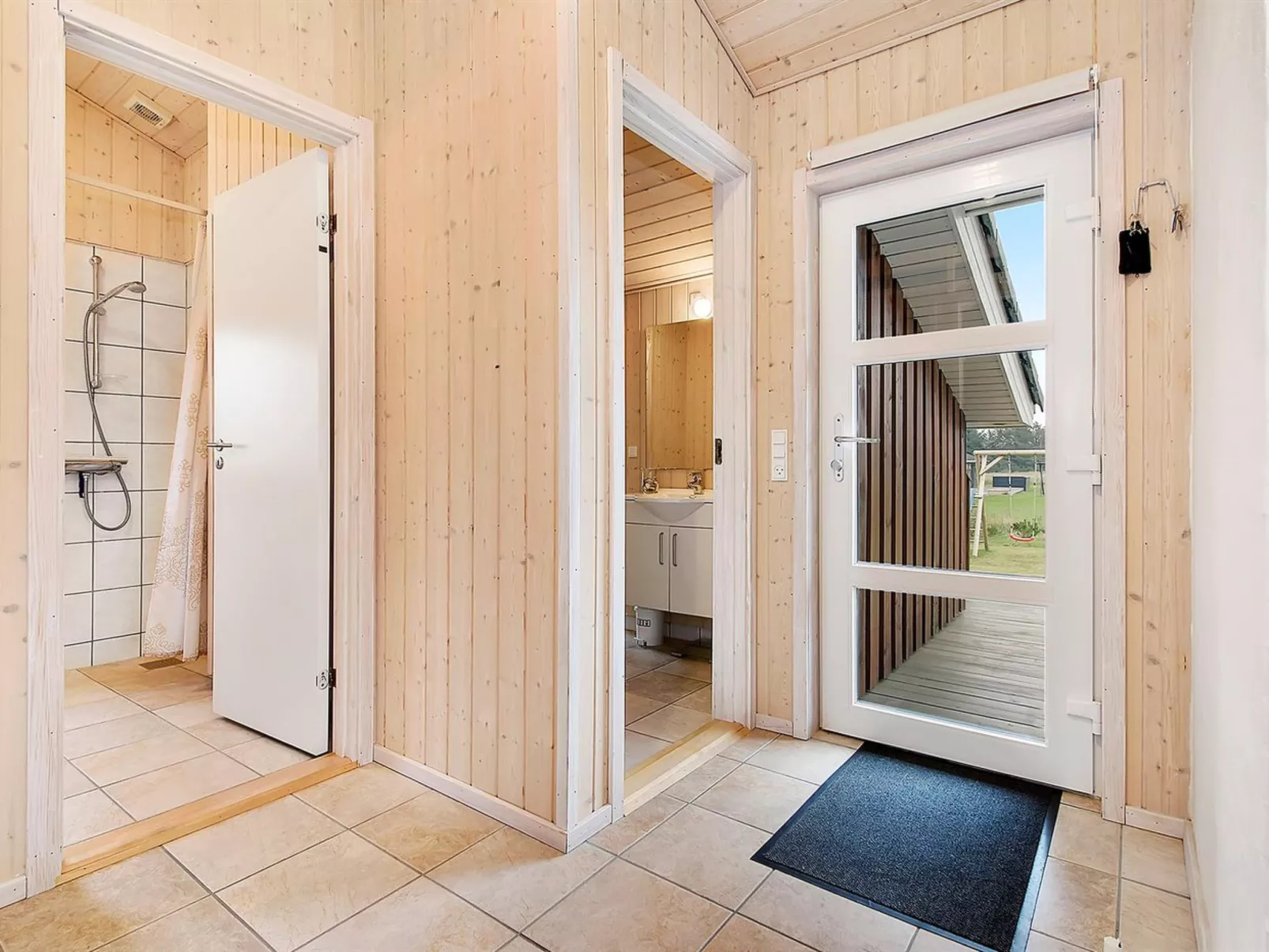 "Nynke" - 600m from the sea-Binnen