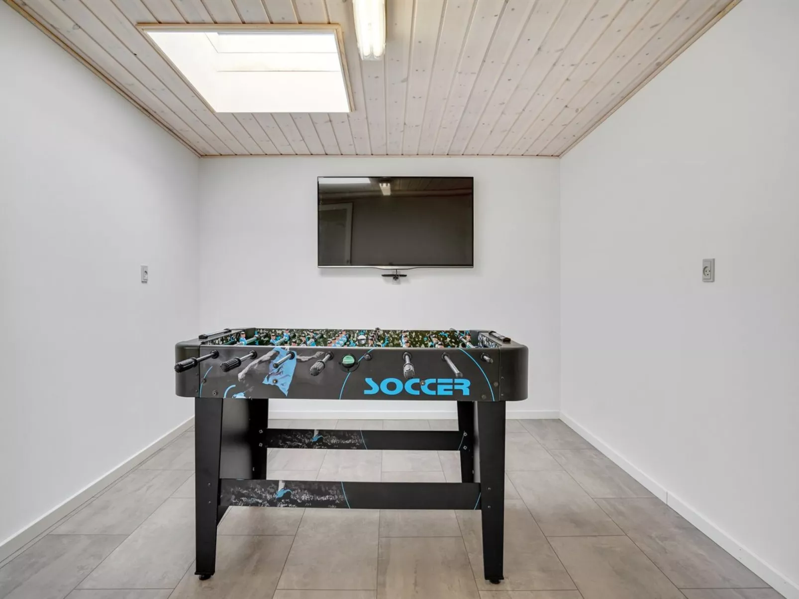 "Ankarl" - 700m from the sea-Binnen