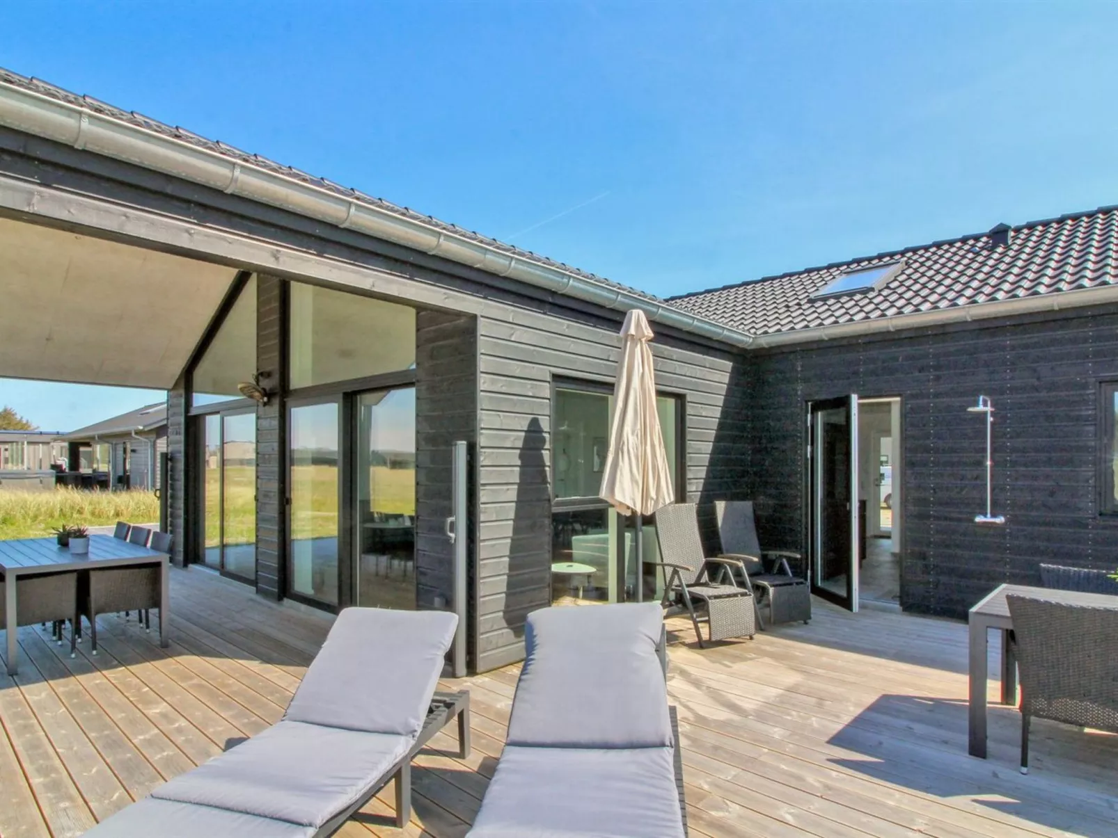 "Ambra" - 950m from the sea-Buiten