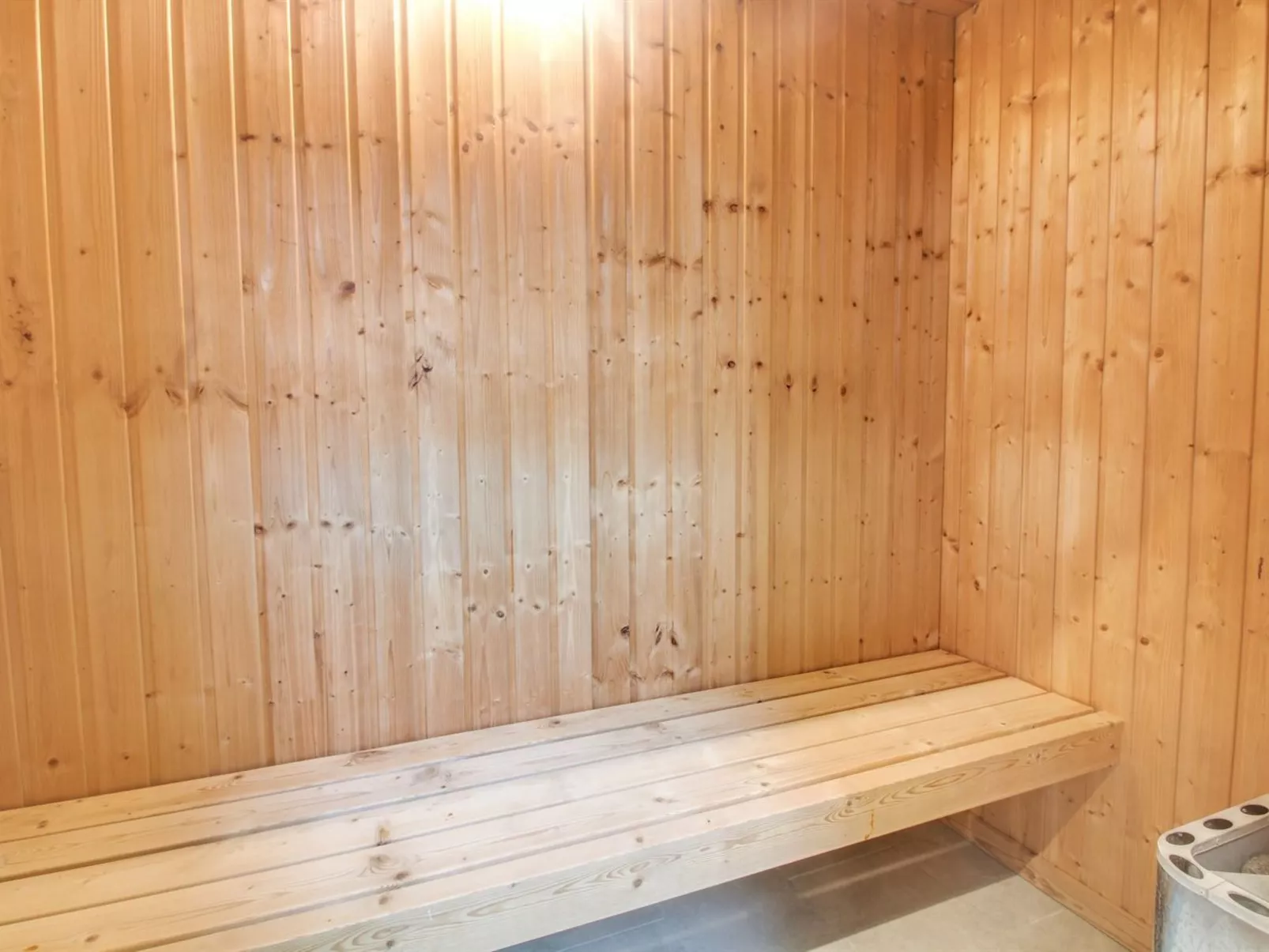 "Clea" - 200m from the sea-Binnen