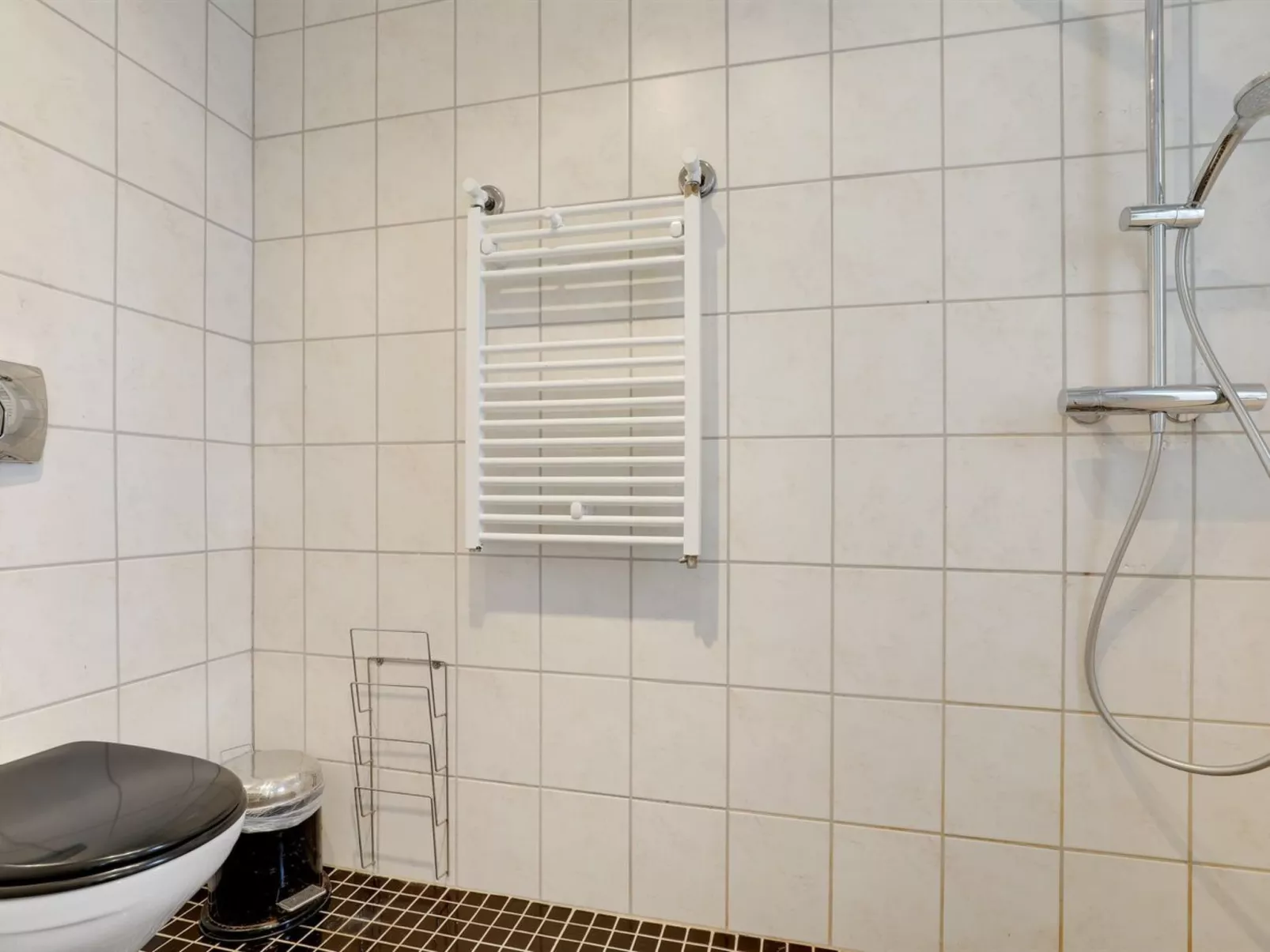 "Nilia" - 3.5km from the sea-Binnen