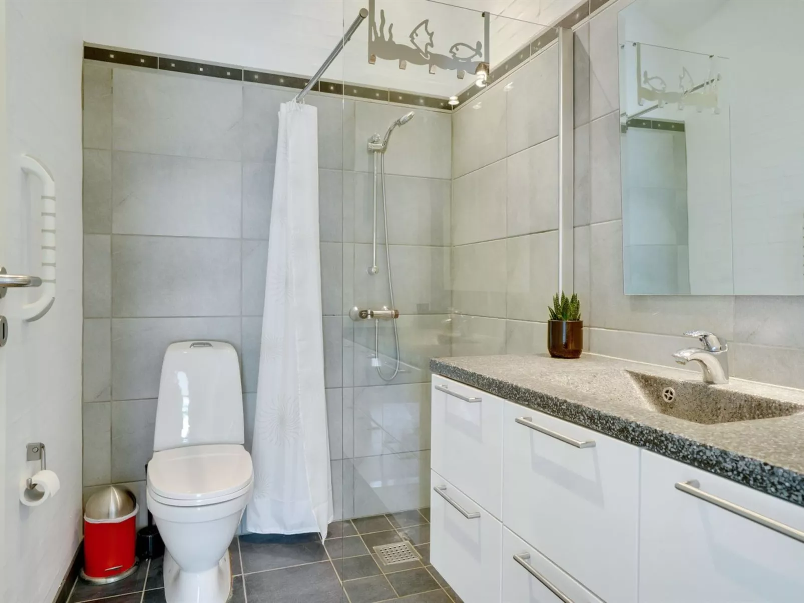 "Aiyana" - 530m from the sea-Binnen