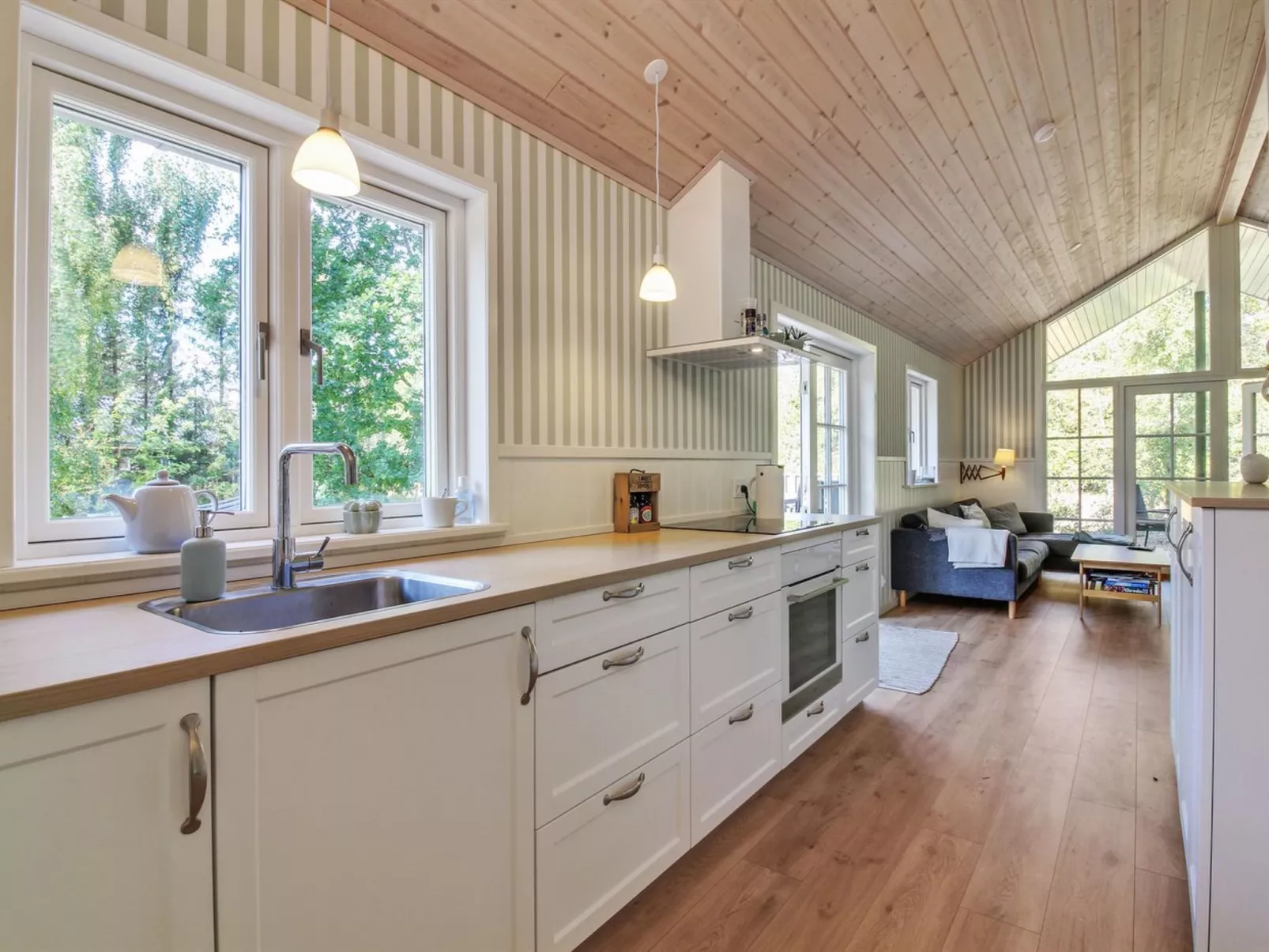 "Santtu" - 600m from the sea-Binnen