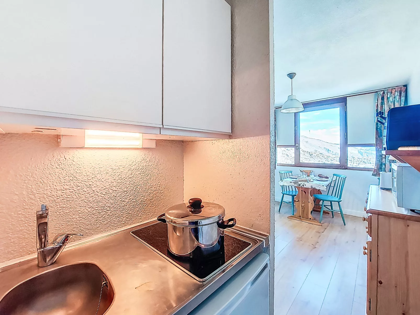 Vostok Zodiaque-Binnen