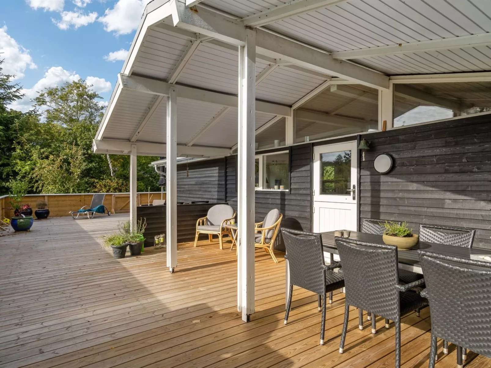 "Emmanuela" - 700m to the fjord-Buiten