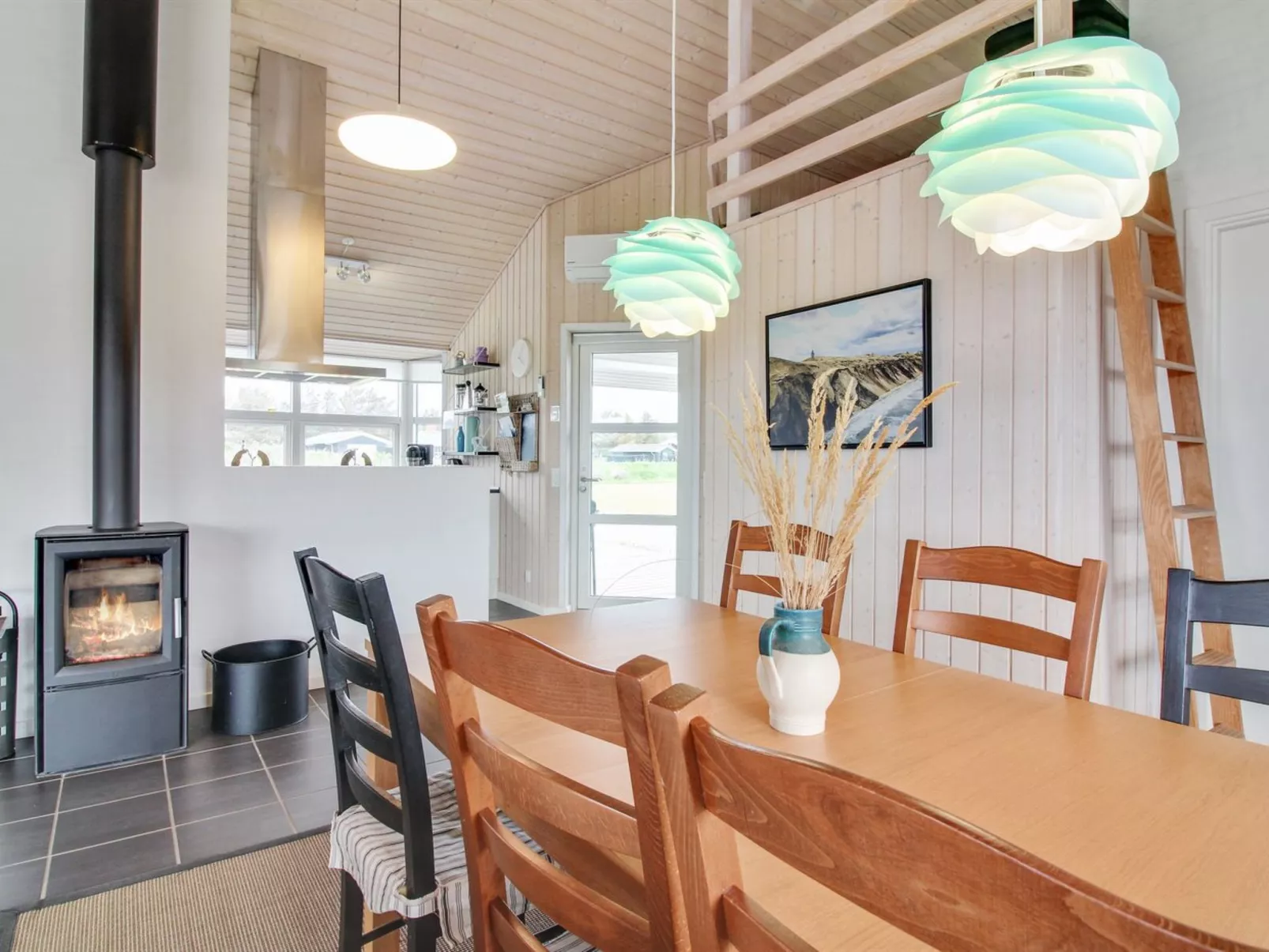 "Anett" - 400m from the sea-Binnen