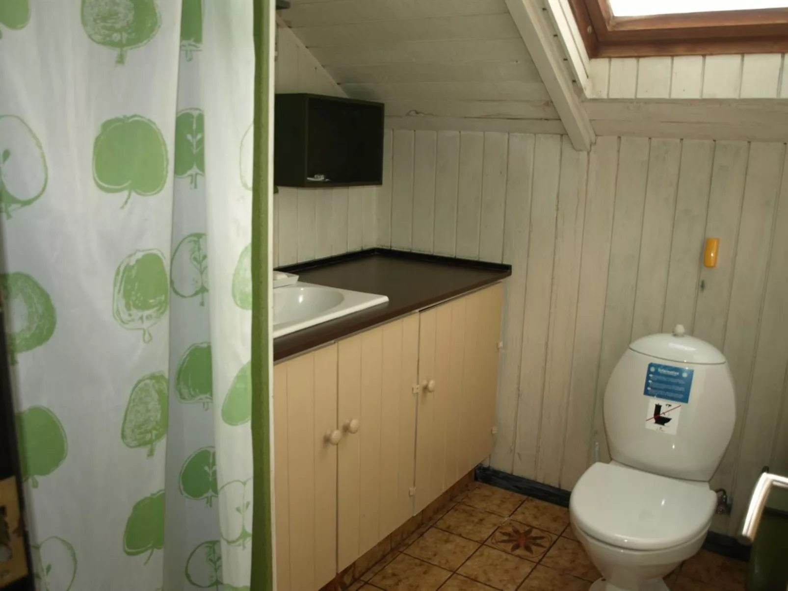 "Elsine" - 800m from the sea-Binnen