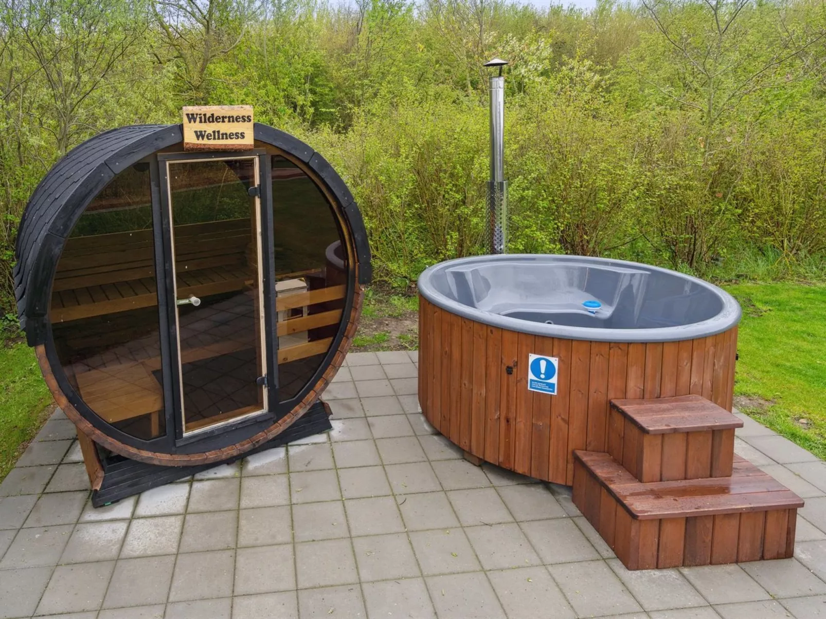 "Hasten" - 600m from the sea-Buiten