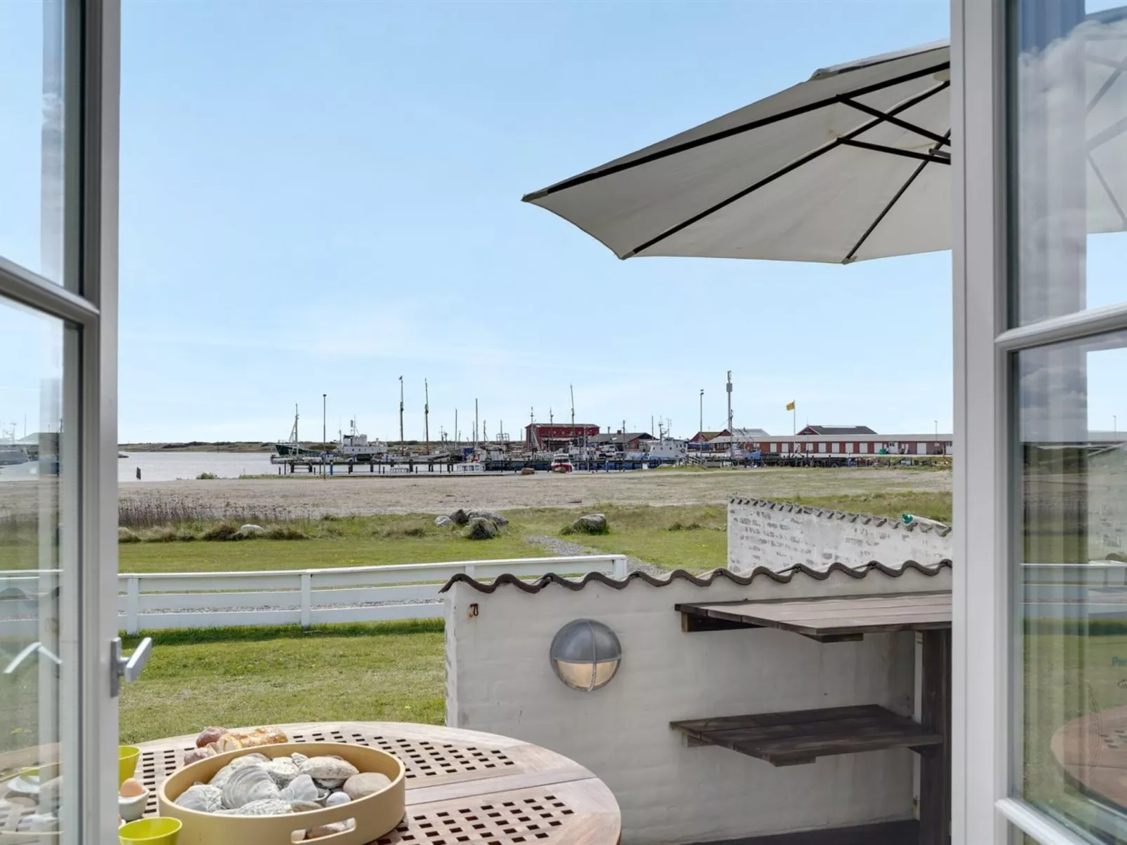 "Siunde" - 100m to the fjord-Buiten