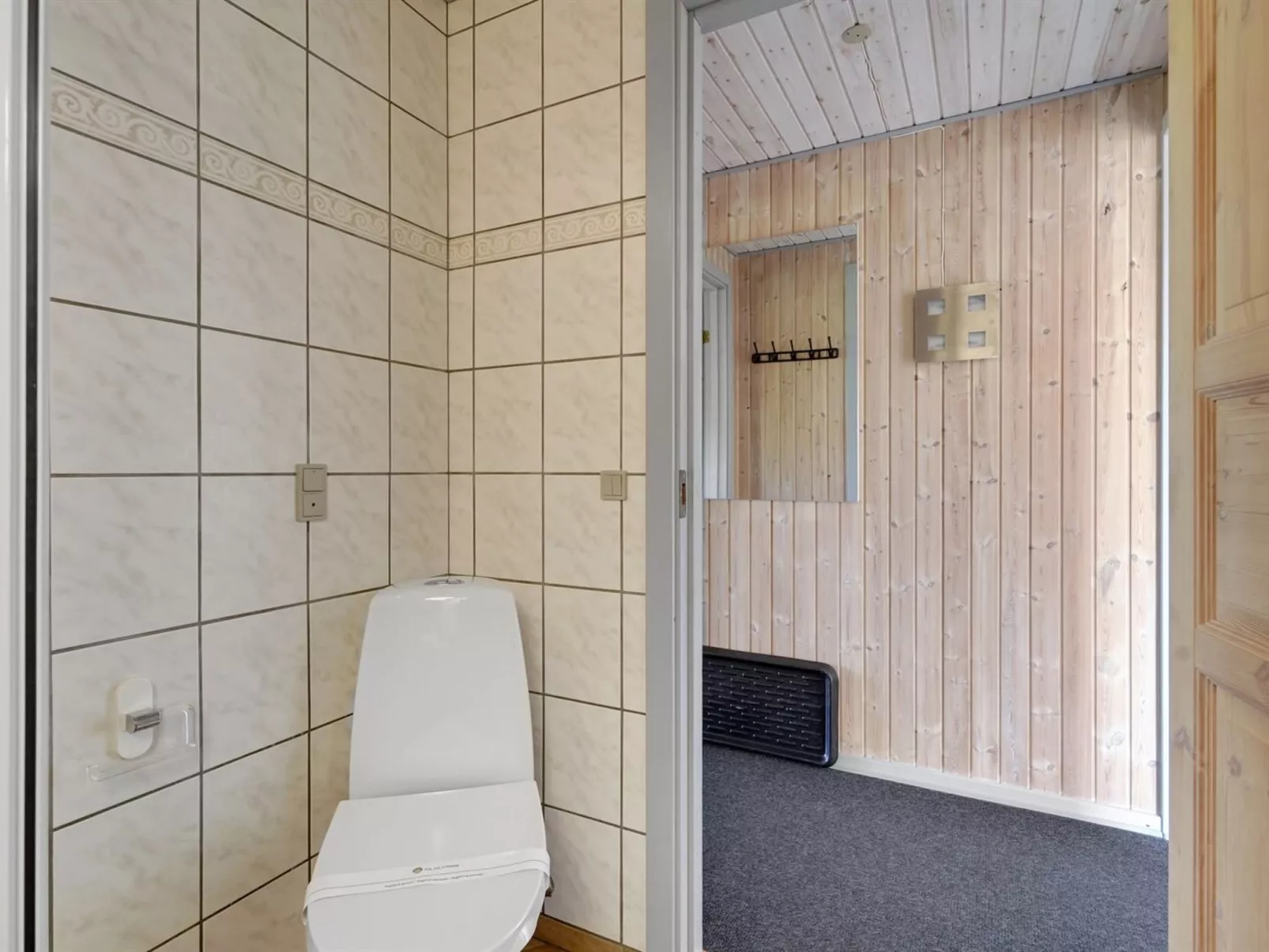 "Helfrida" - 350m from the sea-Binnen