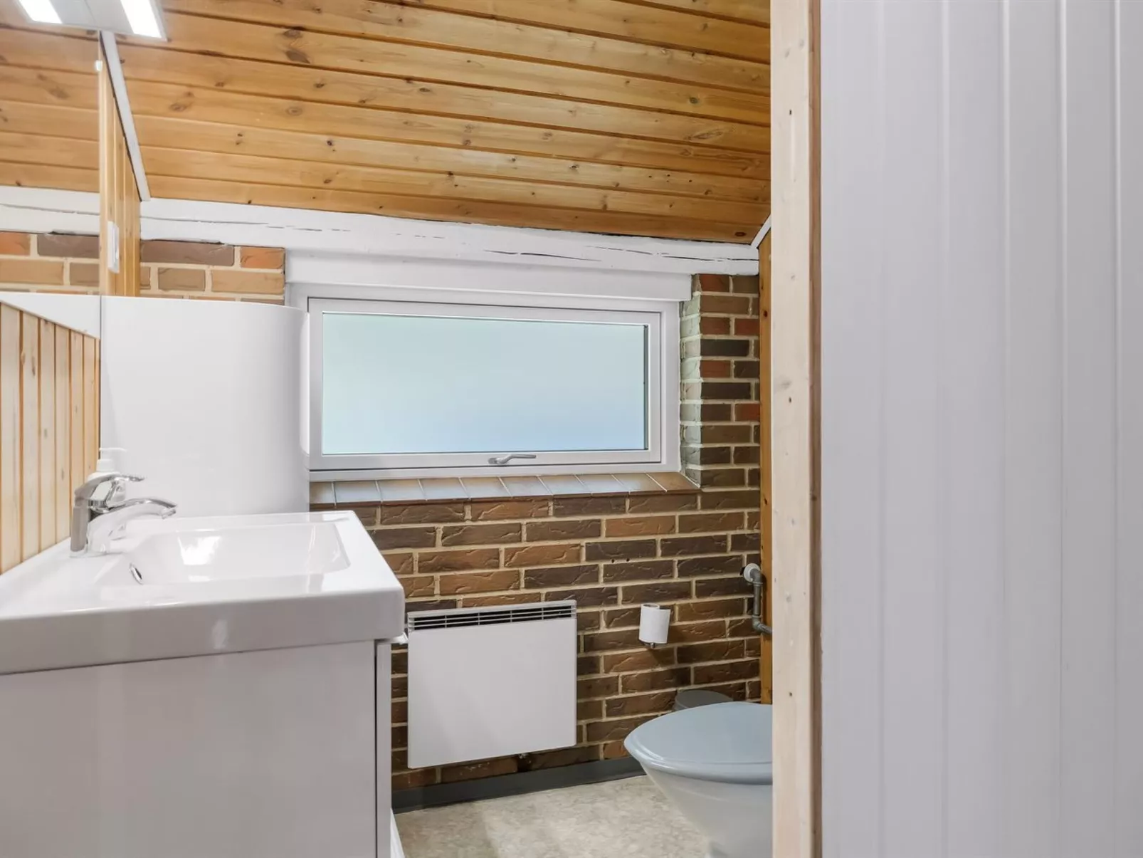 "Pance" - 20km to the fjord-Binnen