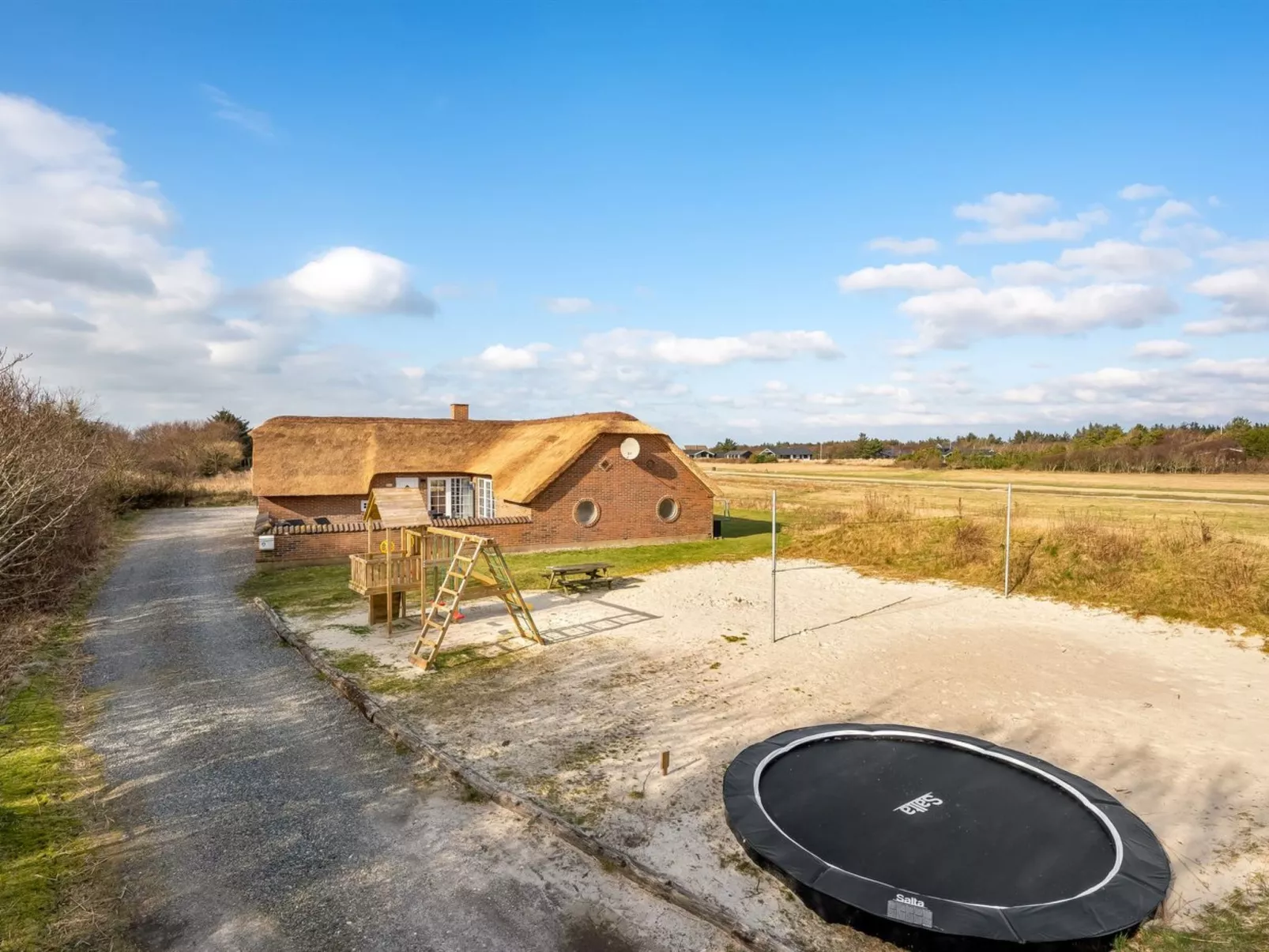 "Lemmikki" - 1.5km from the sea-Buiten