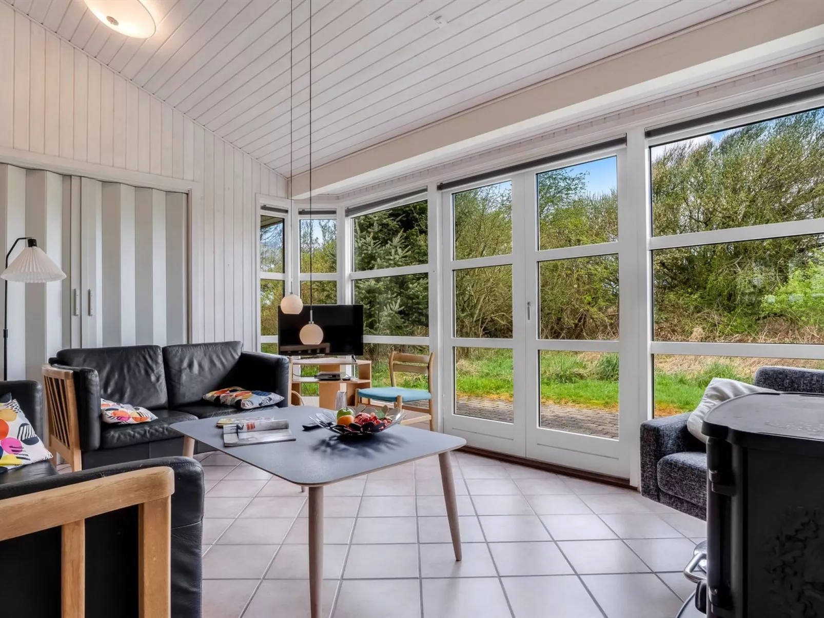 "Hauke" - 478m from the sea-Binnen