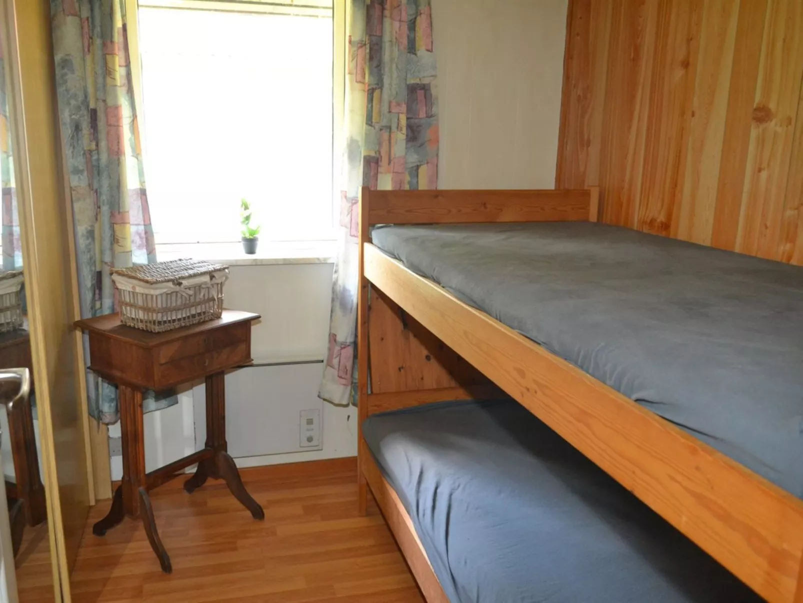 "Florinka" - 31km from the sea-Binnen