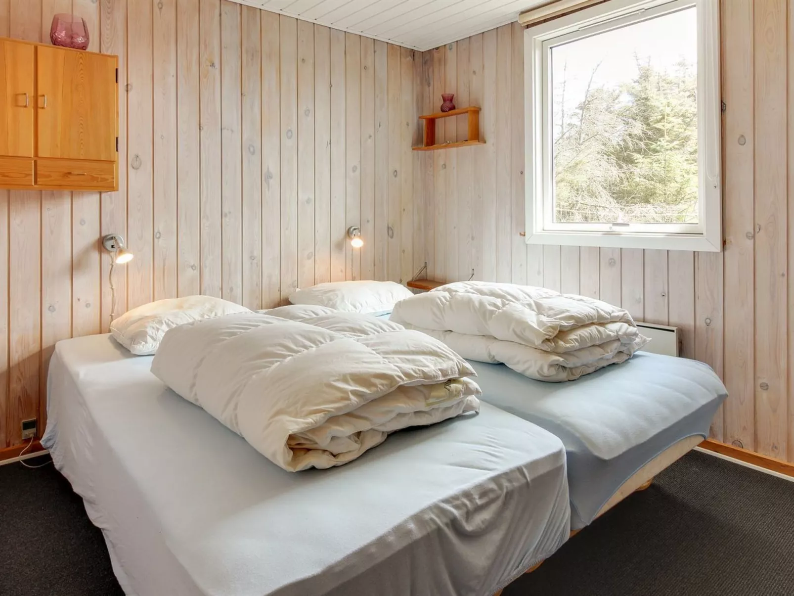 "Babo" -  from the sea-Binnen