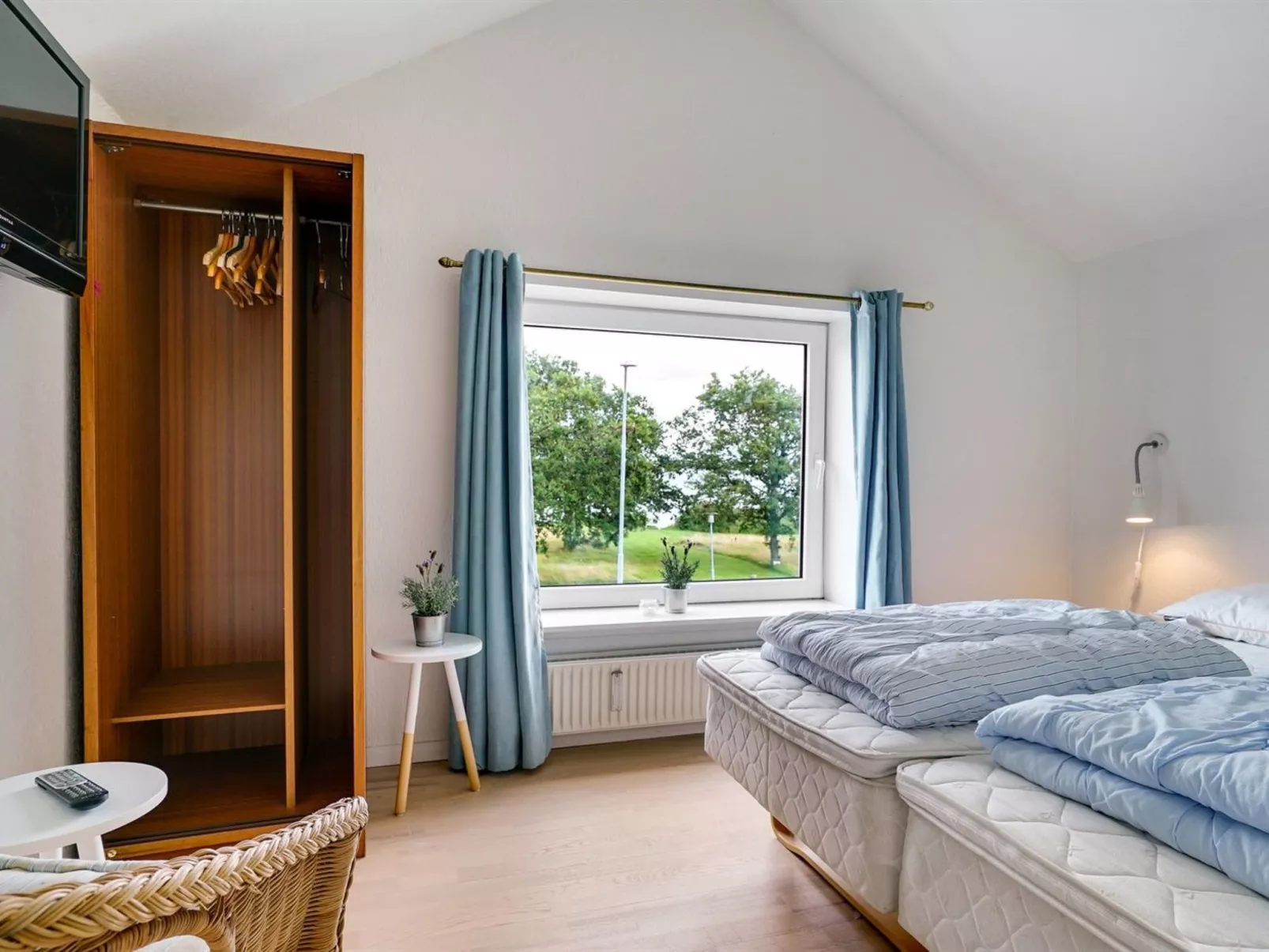 "Rina" - 30m to the fjord-Binnen