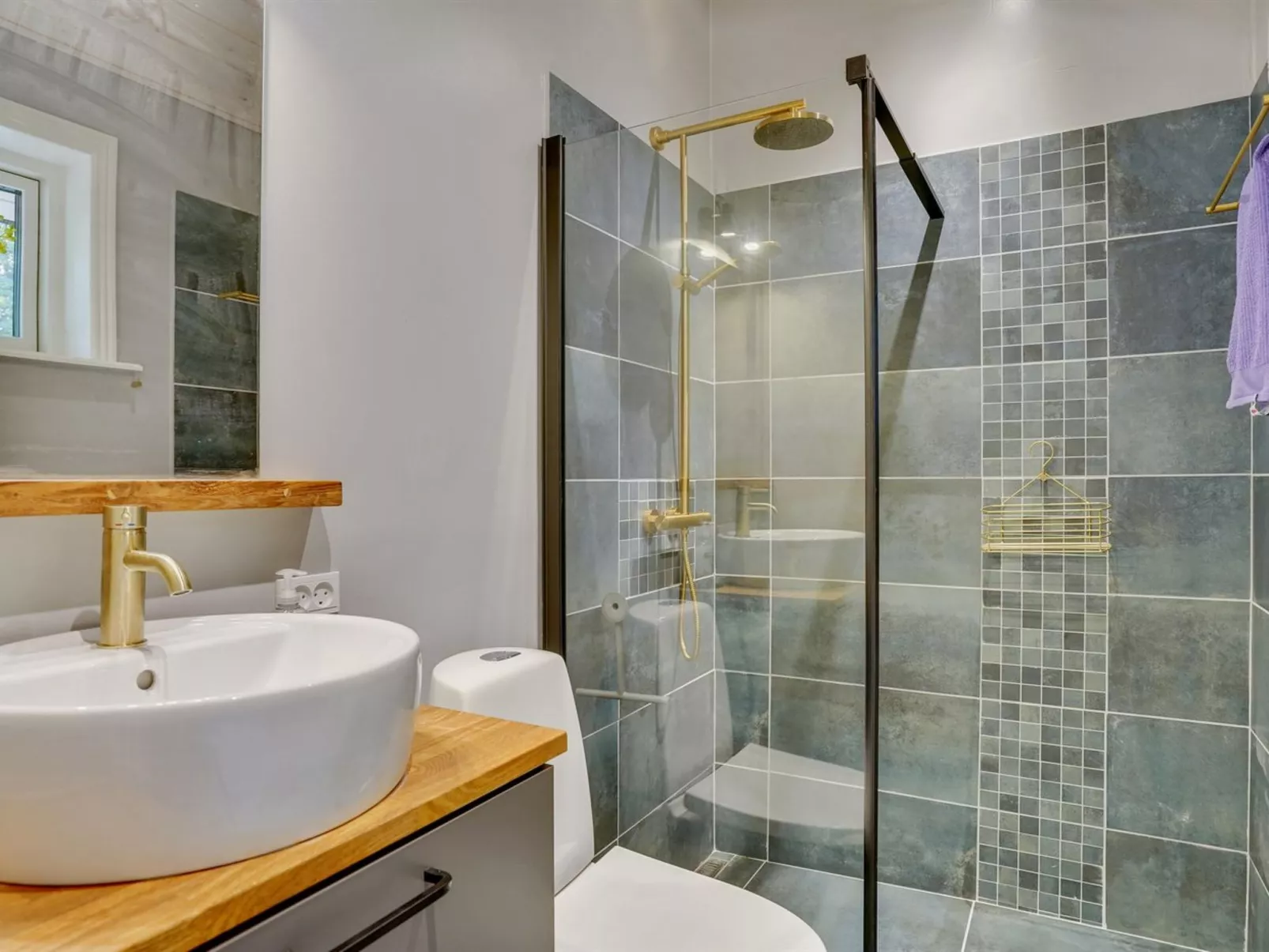 "Kunegunda" - 650m from the sea-Binnen