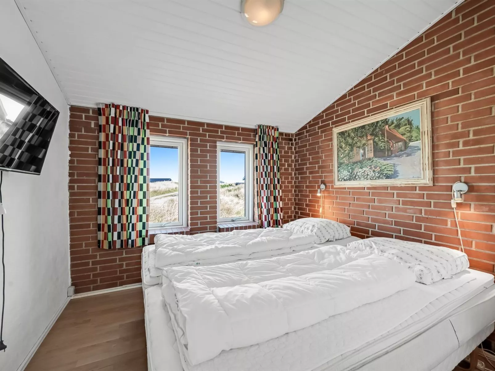 "Fia" -  from the sea-Binnen