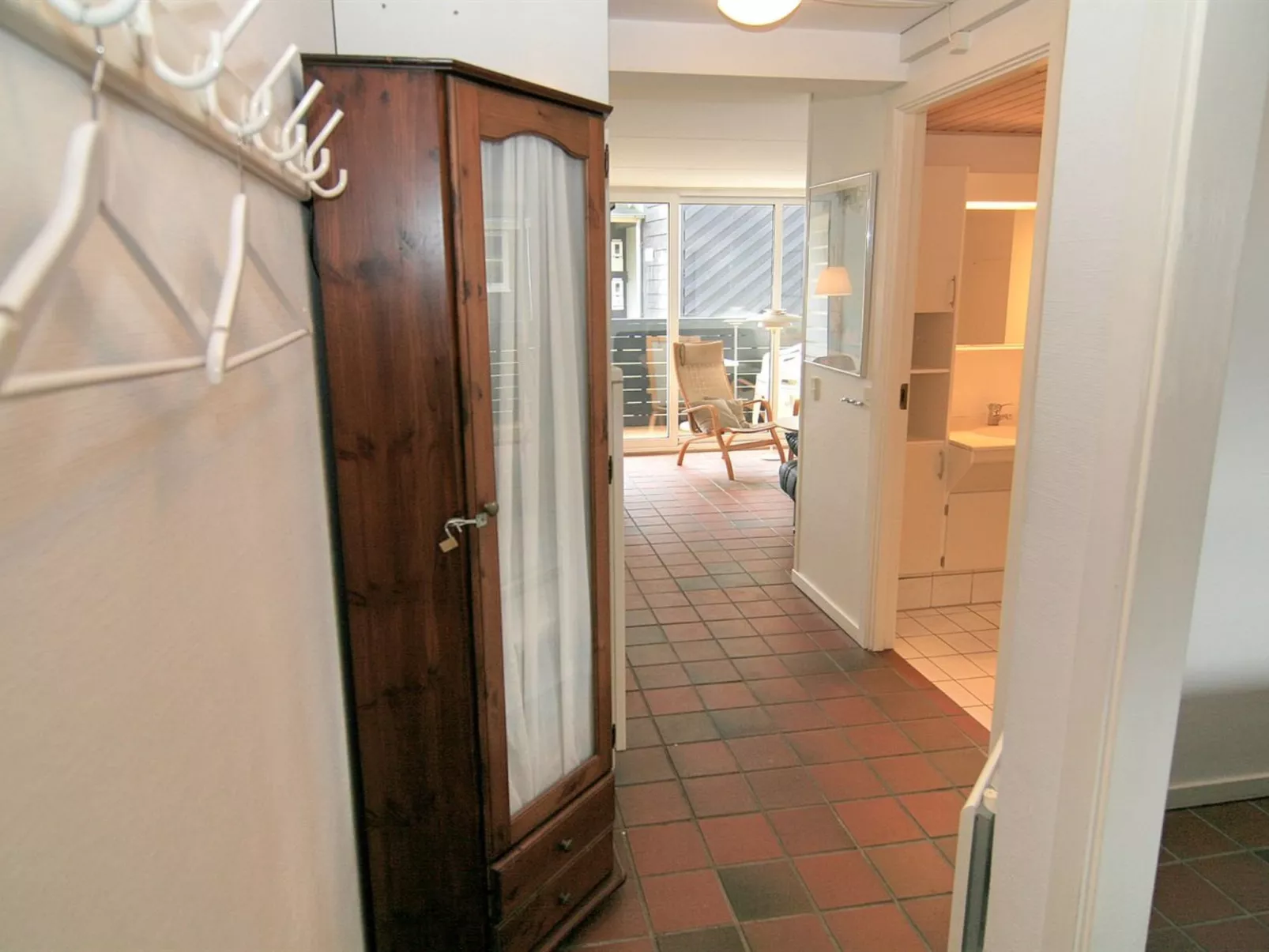 "Else" - 100m from the sea-Binnen