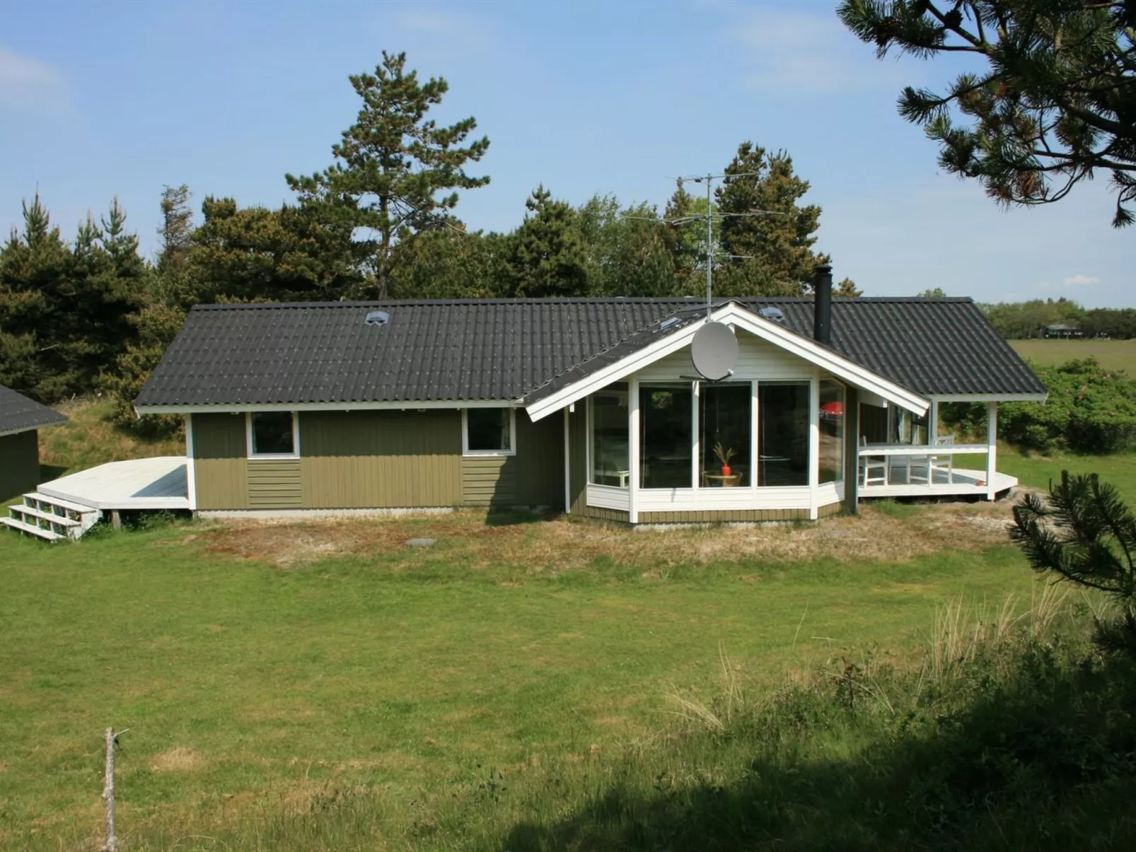 "Klint" - 1.7km from the sea-Buiten