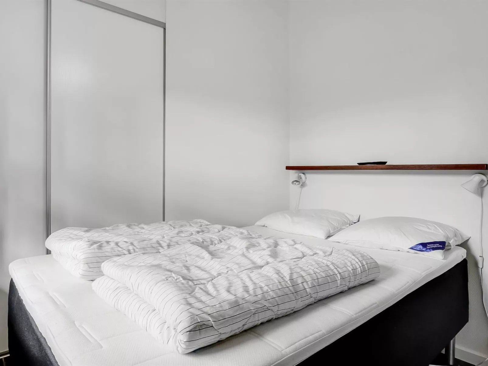 "Amundi" - 3.8km from the sea-Binnen