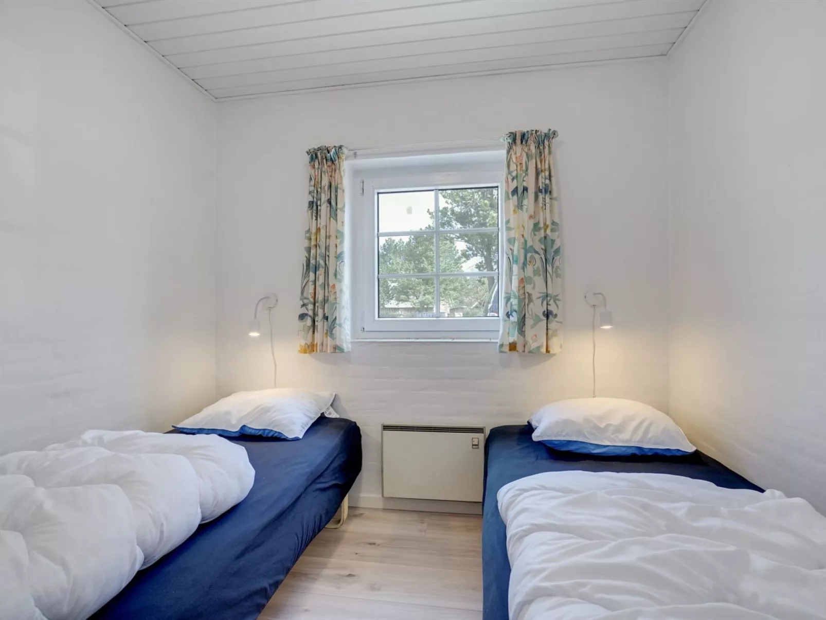 "Ferhat" - 2.9km from the sea-Binnen