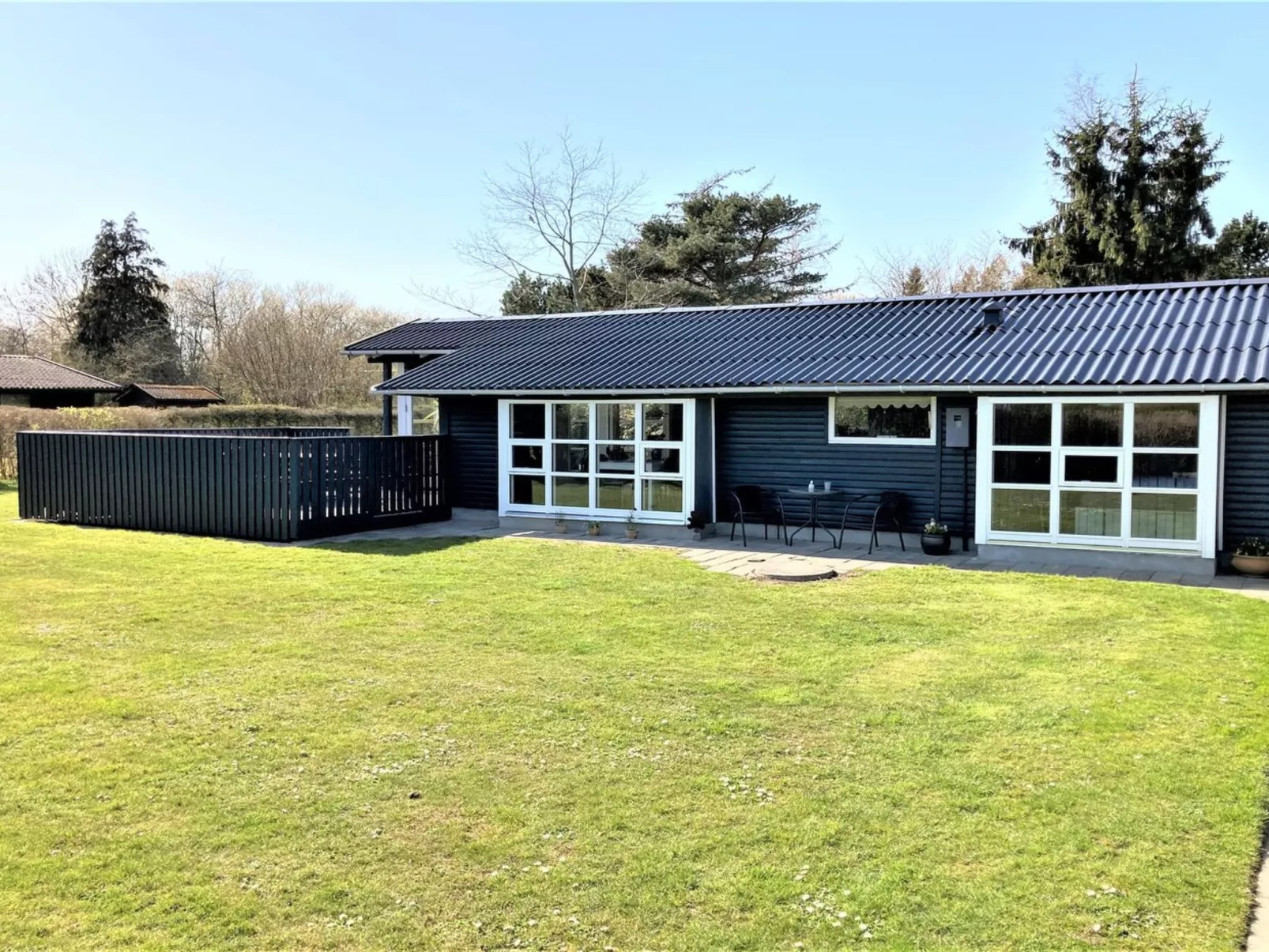 "Aleksa" - 400m from the sea-Buiten