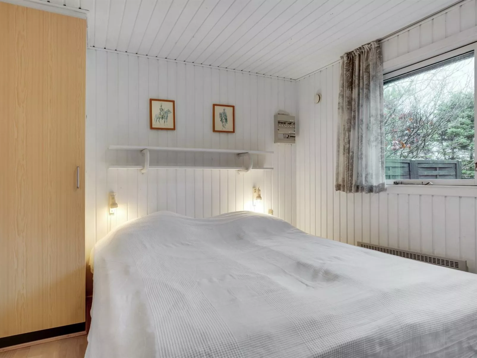 "Arben" - 900m from the sea-Binnen