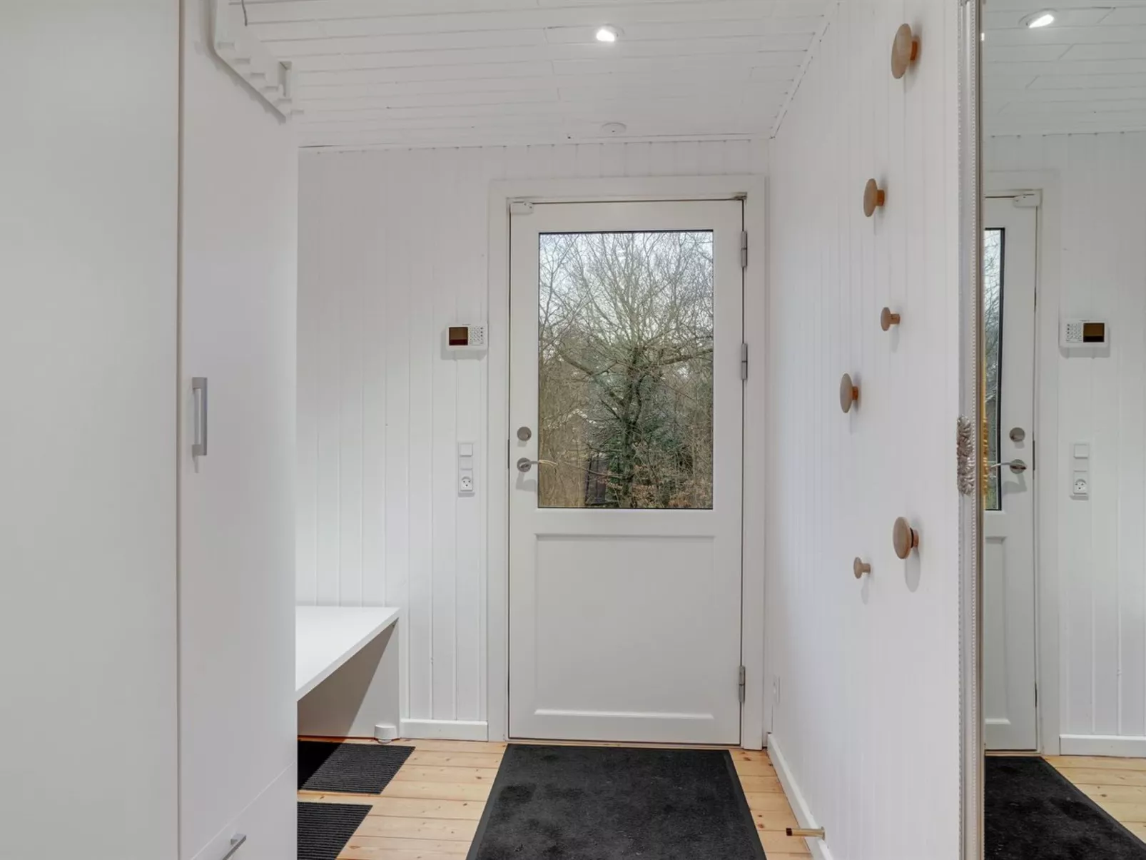 "Adam" -  from the sea-Binnen