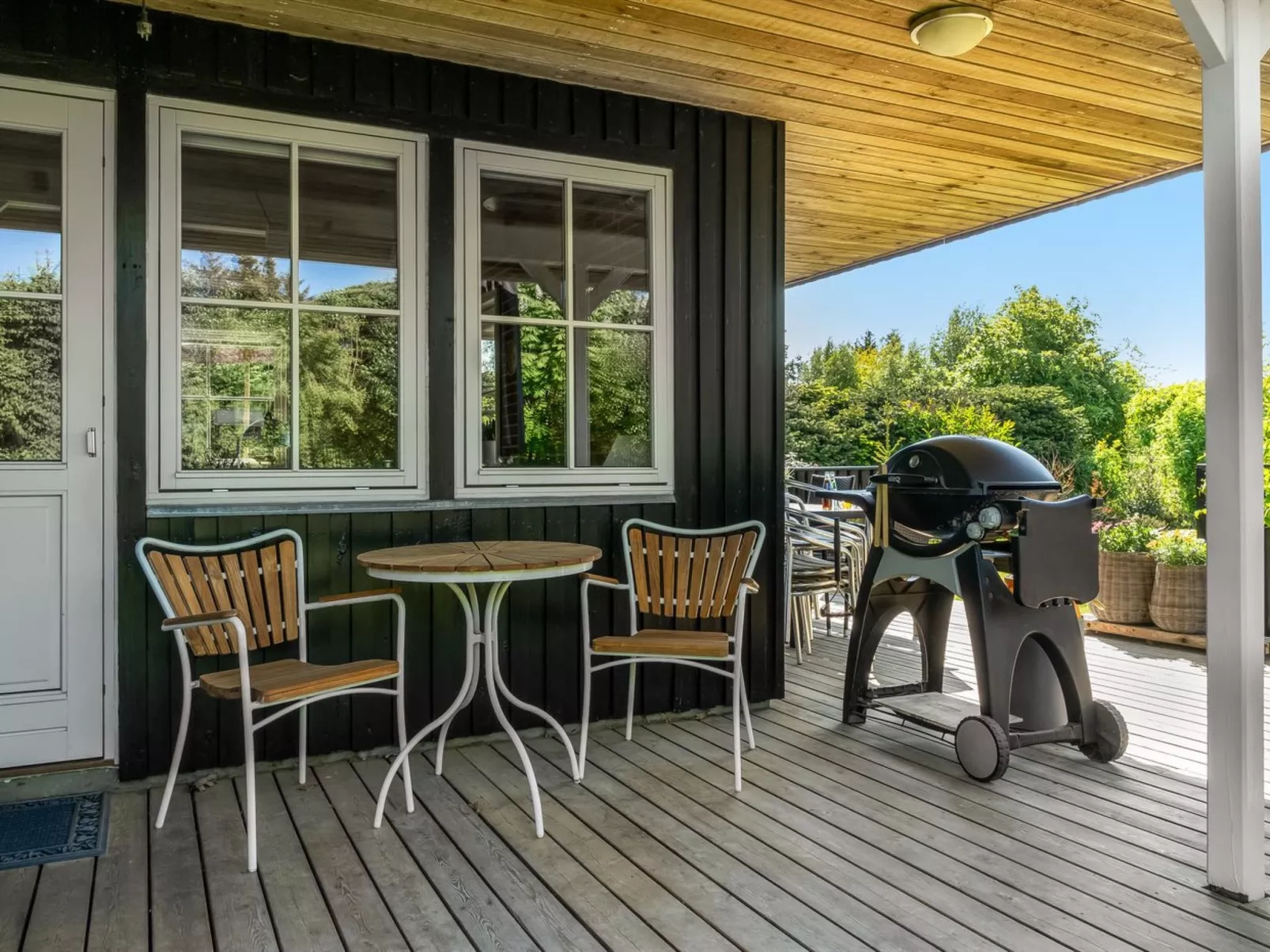 "Esalina" -  from the sea-Buiten