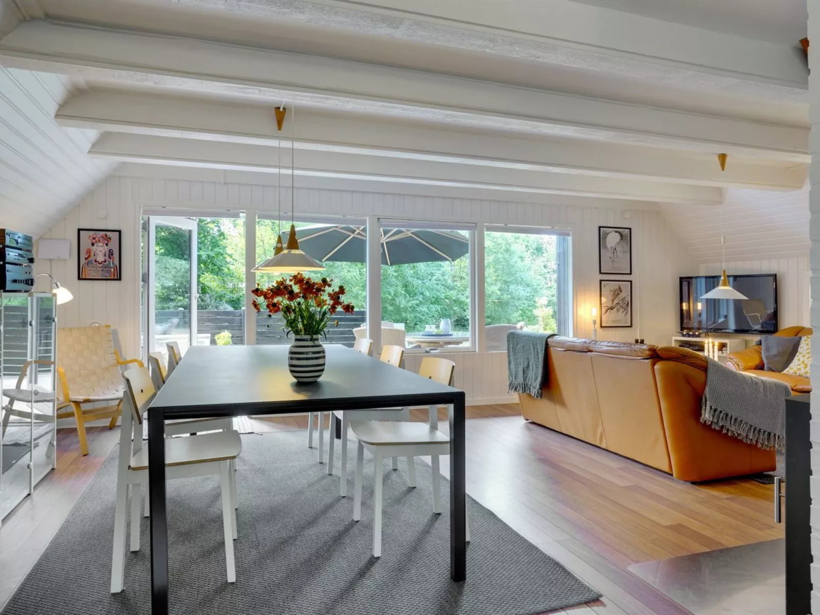 "Elina" - 500m from the sea-Binnen