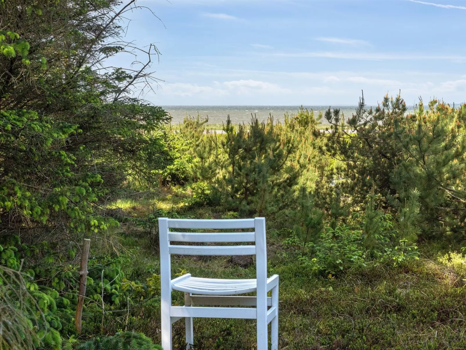 "Freda" - 100m to the fjord-Buiten