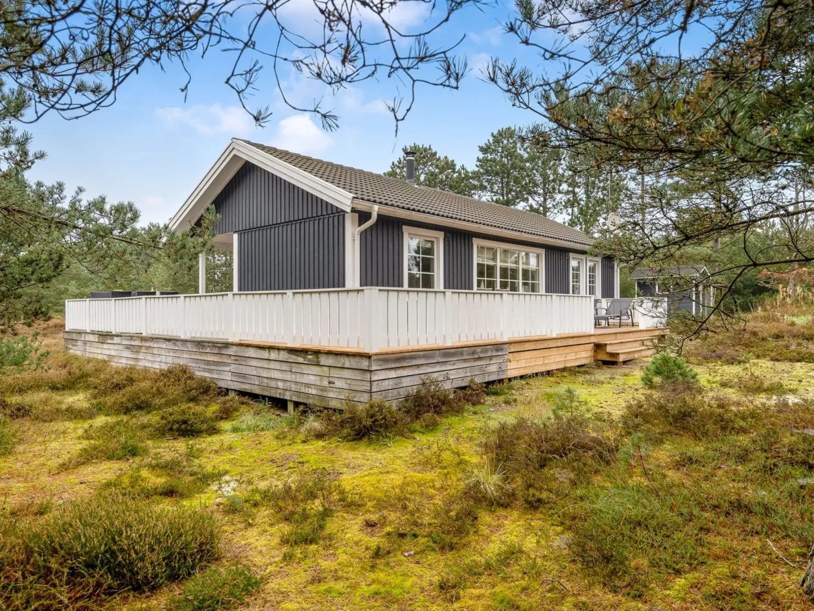 "Syrine" - 300m from the sea-Buiten