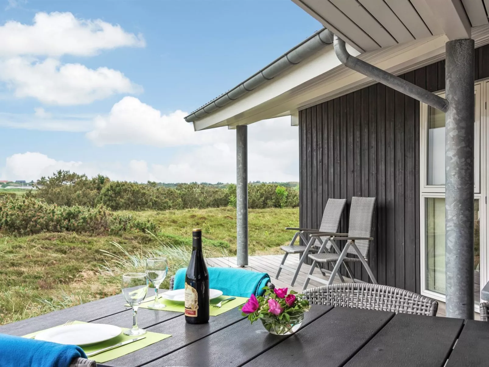 "Luzia" - 1.2km from the sea-Buiten