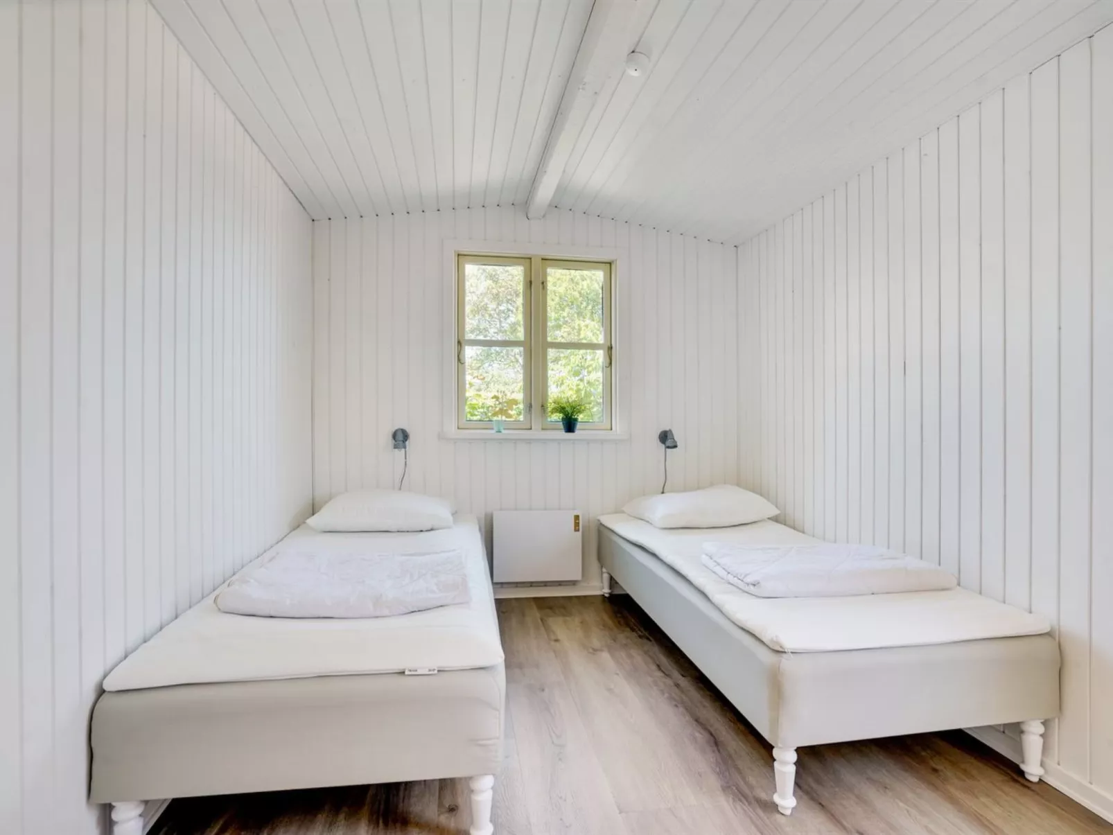 "Hwitserk" - 5m from the sea-Binnen