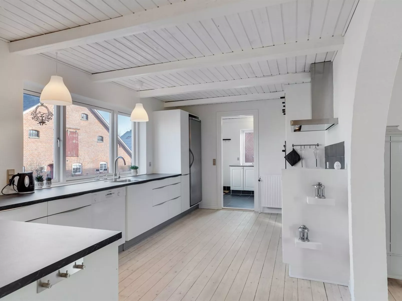 "Auguste" - 1.5km to the fjord-Binnen