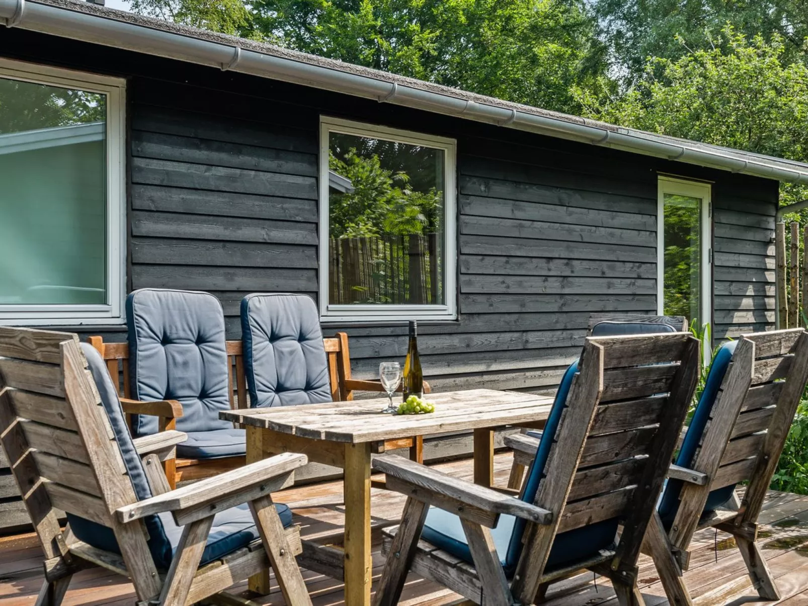 "Lucie" - 1.5km from the sea-Buiten