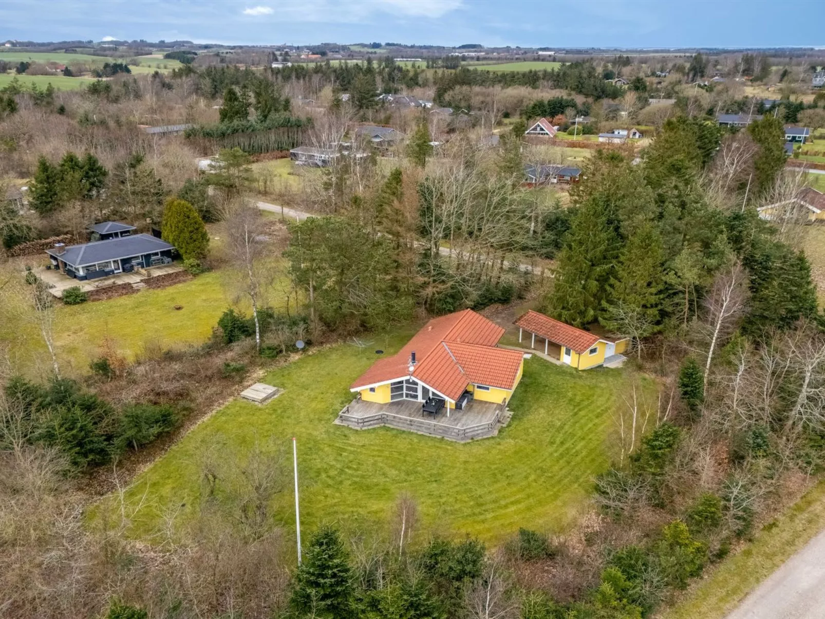 "Sesto" - 300m to the fjord-Buiten