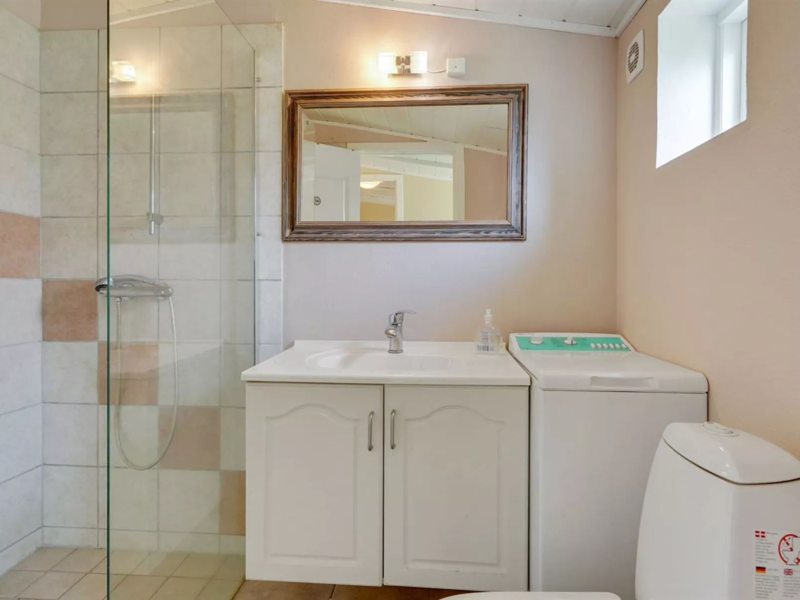 "Landeline" - 200m to the fjord-Binnen