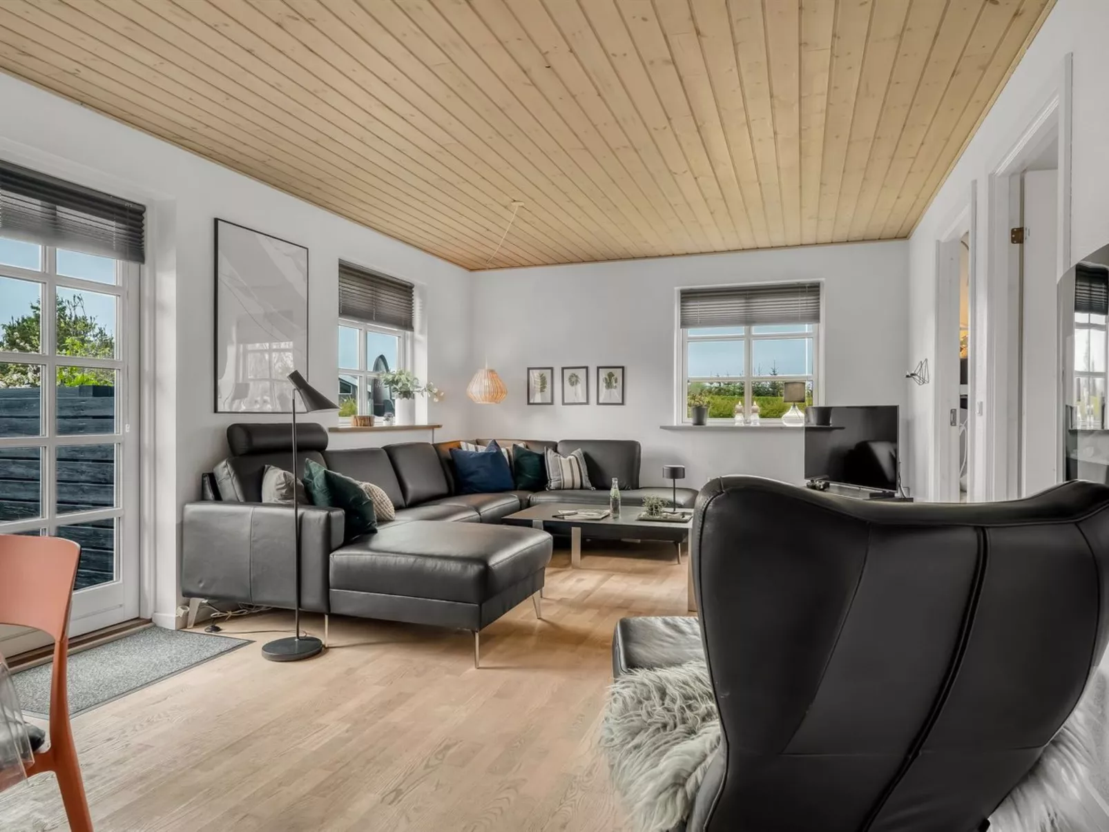 "Christina" - 300m to the fjord-Binnen