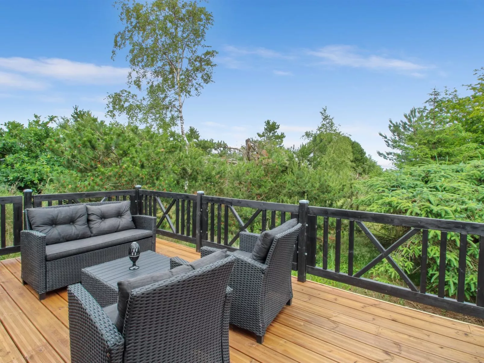 "Flora" - 150m from the sea-Buiten