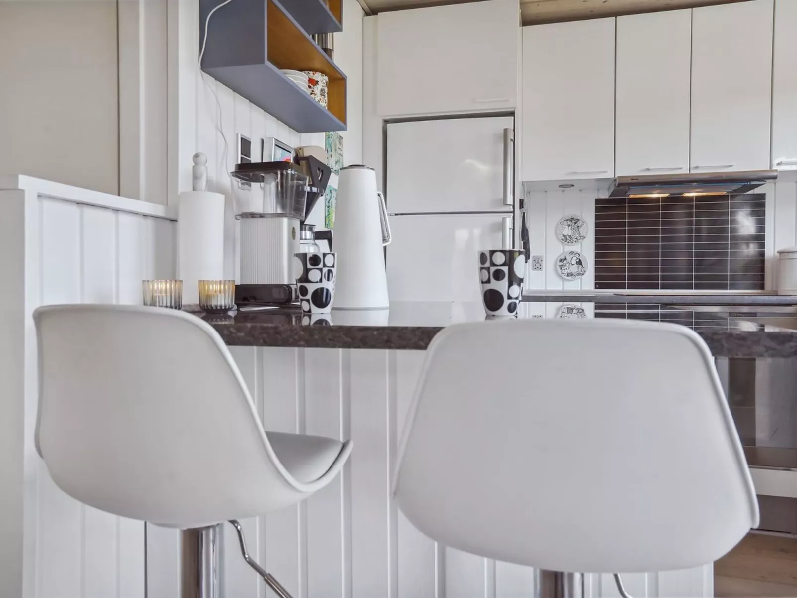 "Anisa" - 400m from the sea-Binnen