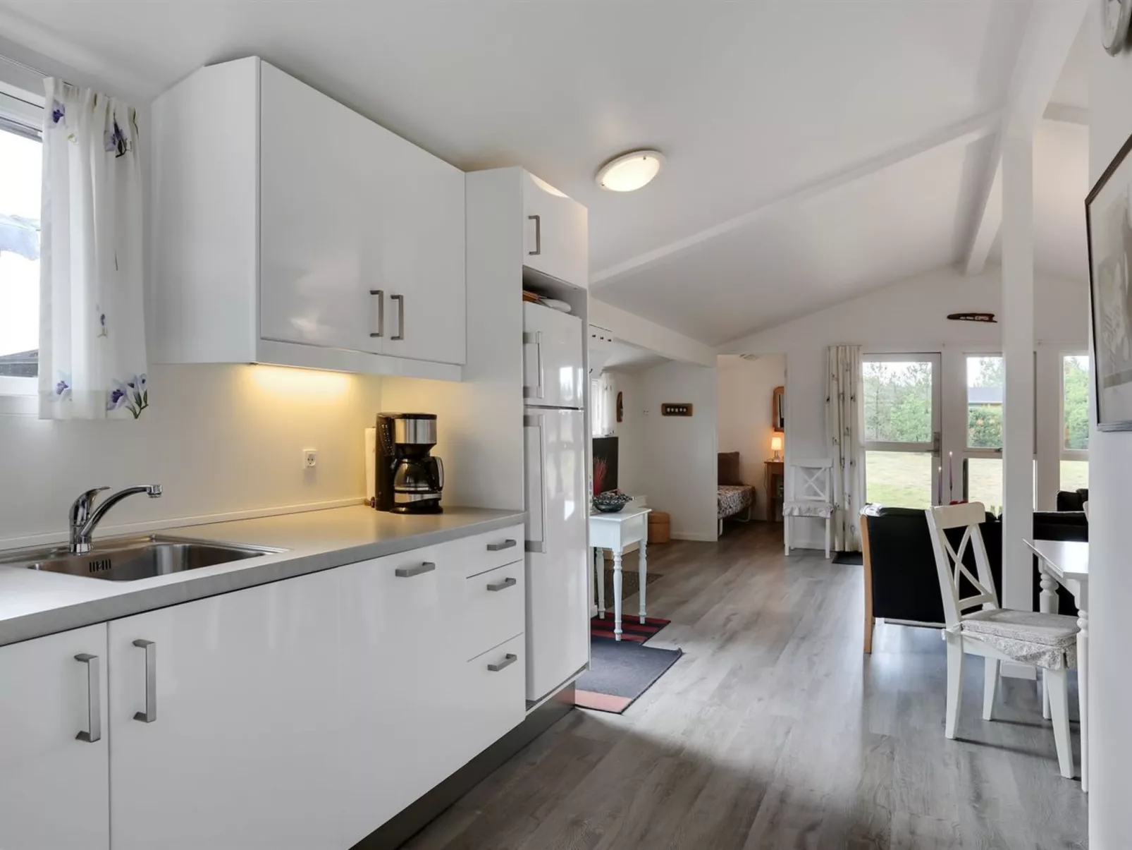 "Poul" - 100m from the sea-Binnen