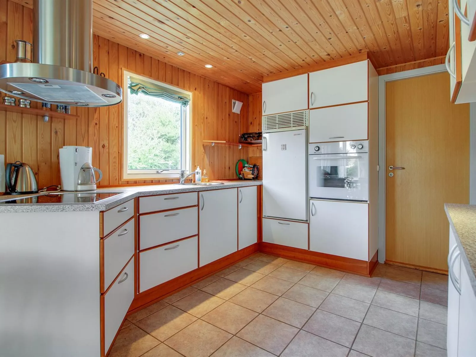 "Eldina" - 100m from the sea-Binnen