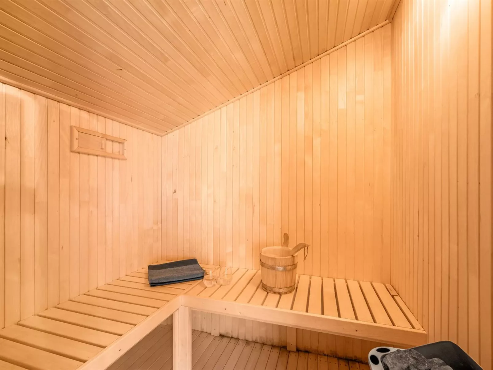 "Penka" - 550m to the fjord-Binnen