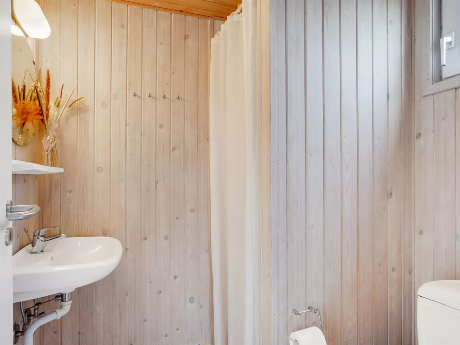 "Midja" - 800m from the sea-Binnen