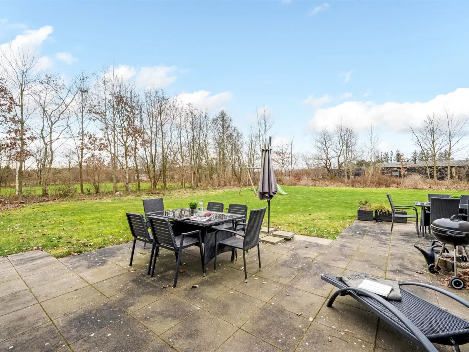 "Jarven" - 500m to the fjord-Buiten