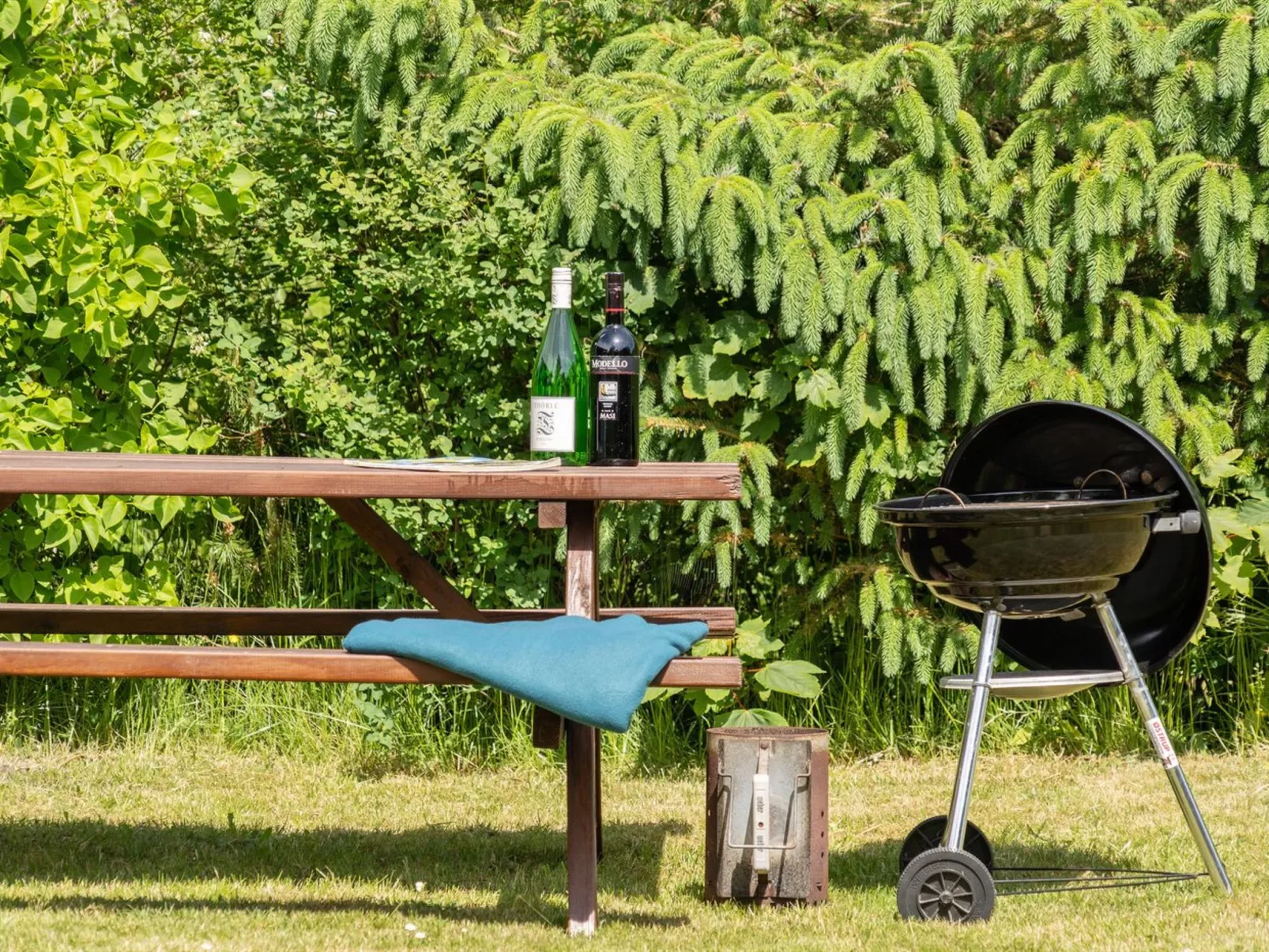 "Soraya" - 700m to the fjord-Buiten