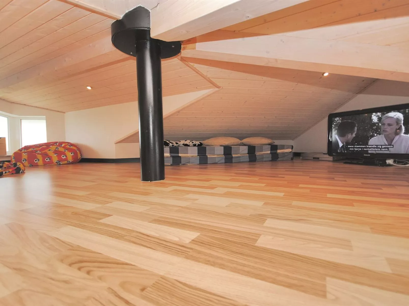 "Eberta" - 200m to the fjord-Binnen